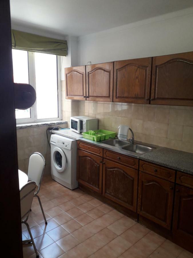 Apartamento 300 Metros Do Santuario De Fatima T4 Екстериор снимка
